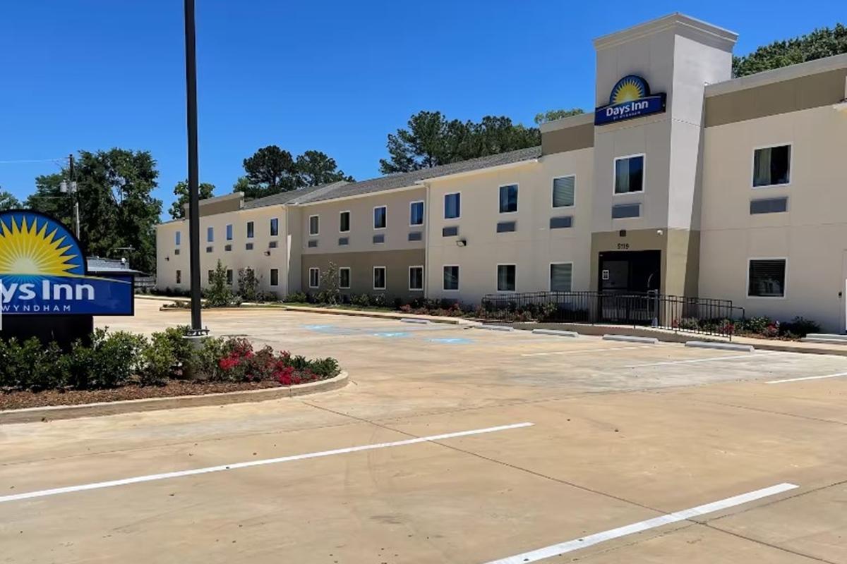 Days Inn By Wyndham Zachary La Exterior foto